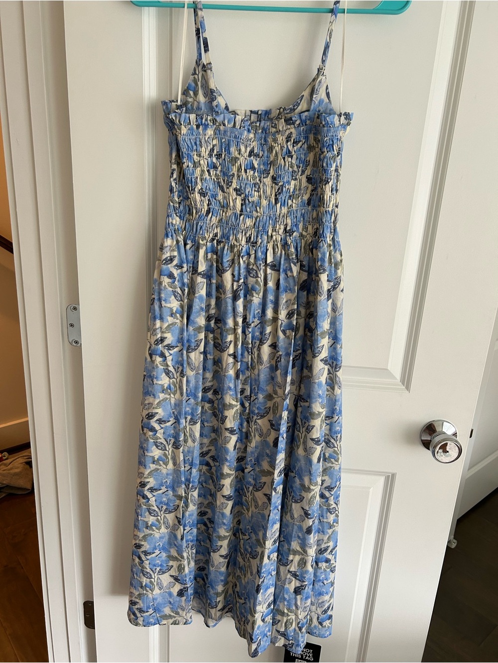 Astr blue cream floral smocked bust dress - Picture 6 of 9